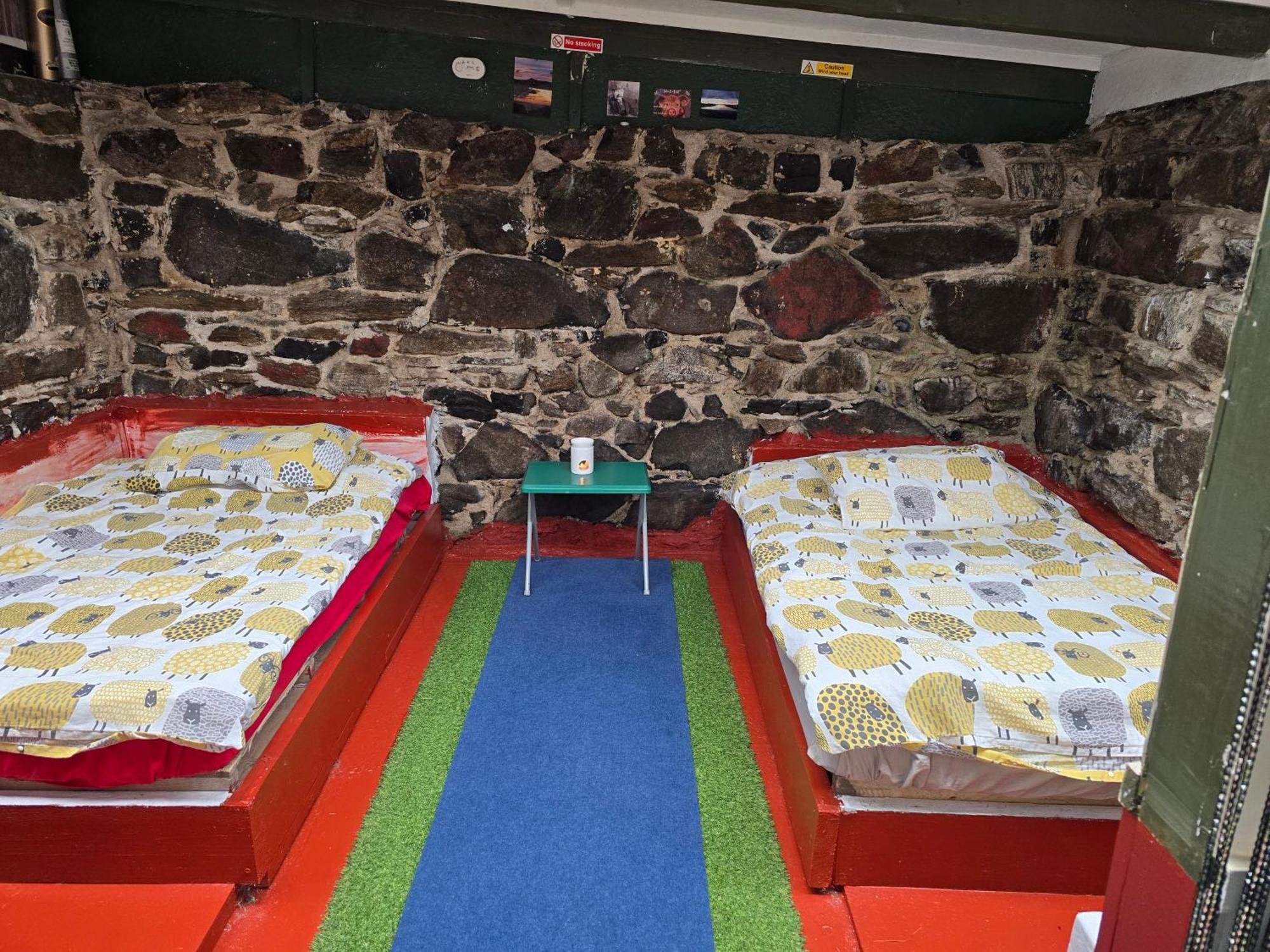 Squealing Pig Bothy Villa Barvas ภายนอก รูปภาพ